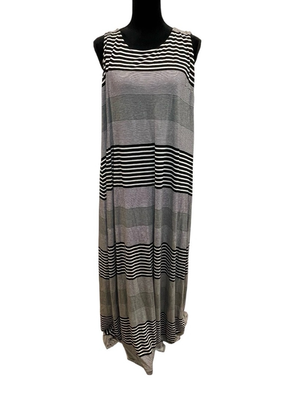 Sleeveless Black & White Striped Maxi Dress